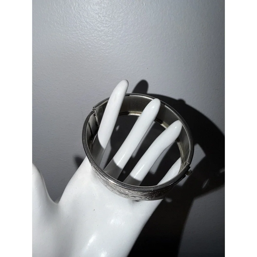 Vintage Silver Tone Wide Hinged Cuff Bracelet Sunburst Floral Design